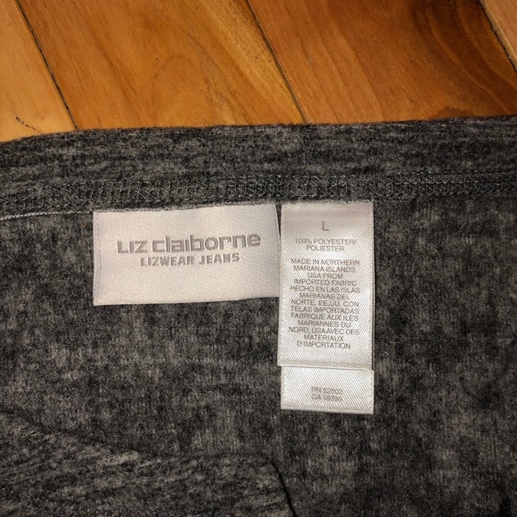 Comfy Gray Crewneck - Picture 4 of 4